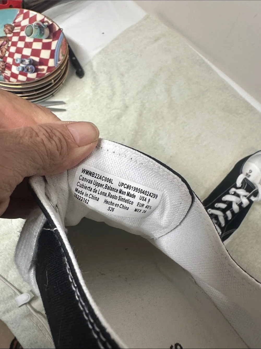 No Boundaries Black Canvas Low-Top Lace-Up Sneakers